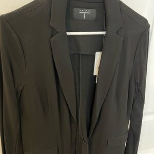 Tahari Elegant Black Blazer